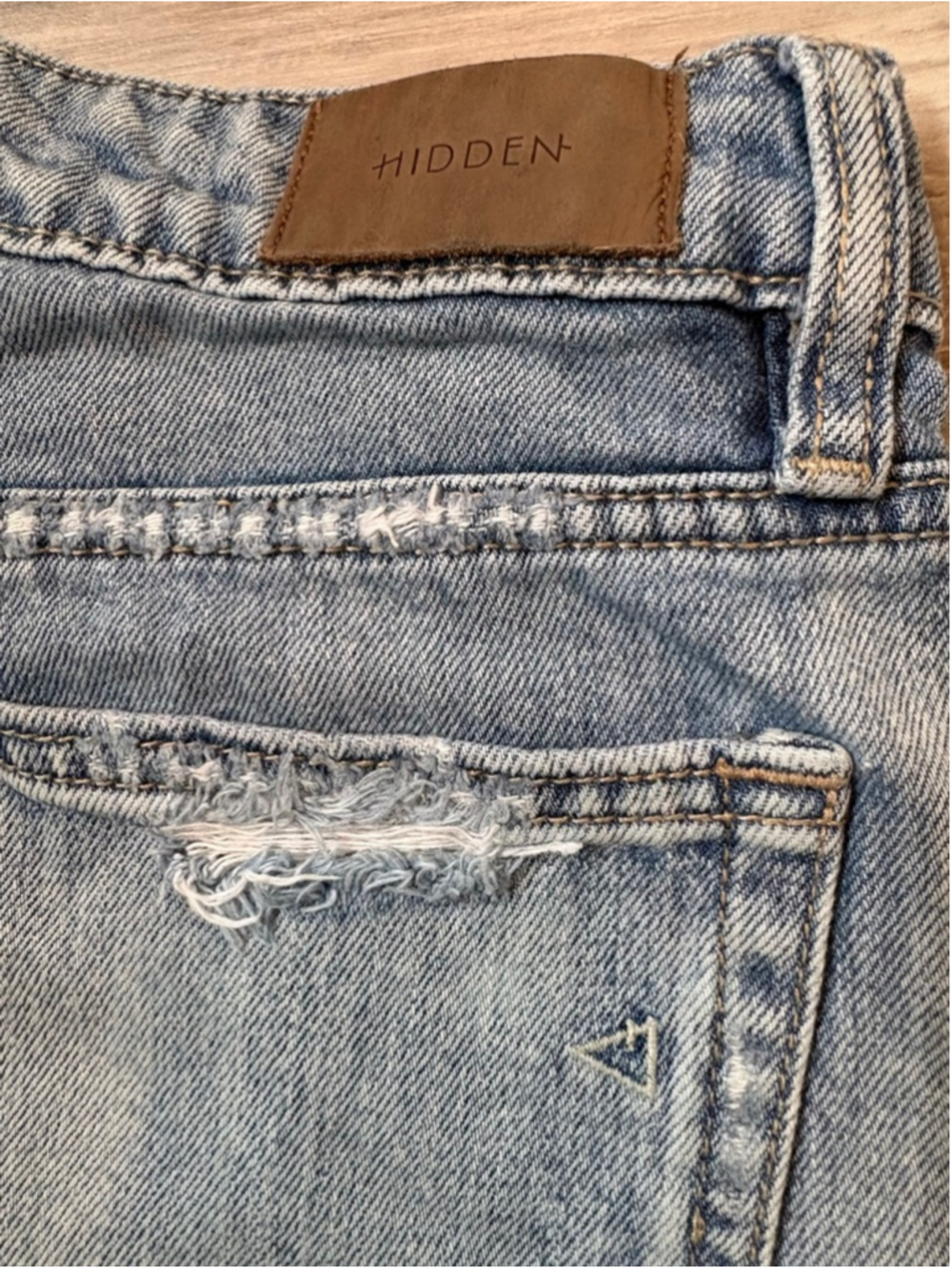 Hidden Jeans Distressed High Rise Denim Shorts Button Fly Light Wash S - Picture 12 of 12